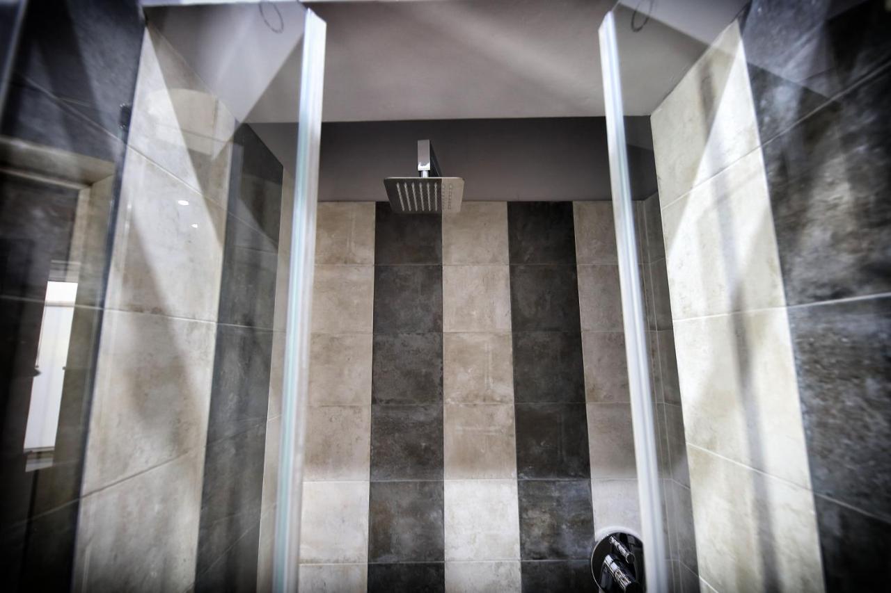 Fiore di Mandorla Avola Esterno foto
